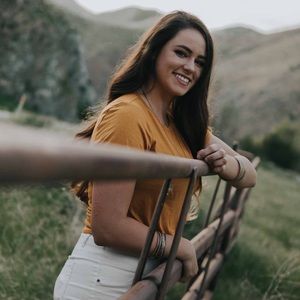 Meet your Posher, Chandler